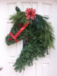 horse head evergreen wreath